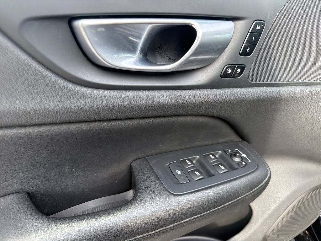 Used 2024 Volvo S60 B5 Core FWD image 19