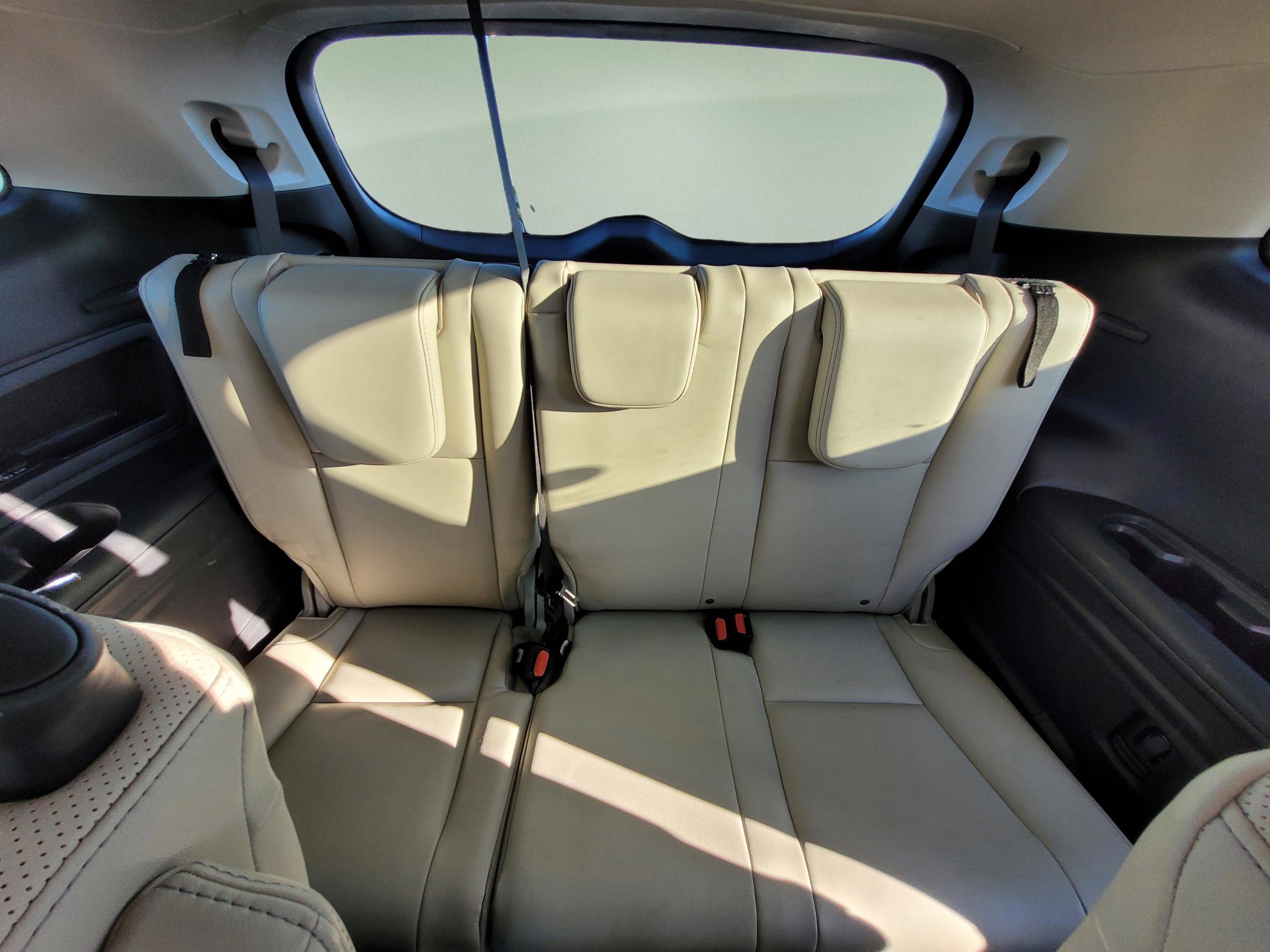 Used 2023 Subaru Ascent Limited w/ Popular Package #2A image 17