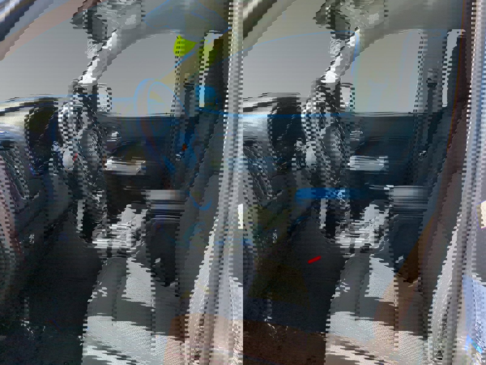 Used 2022 Chevrolet Colorado LT w/ Redline Special Edition image 9