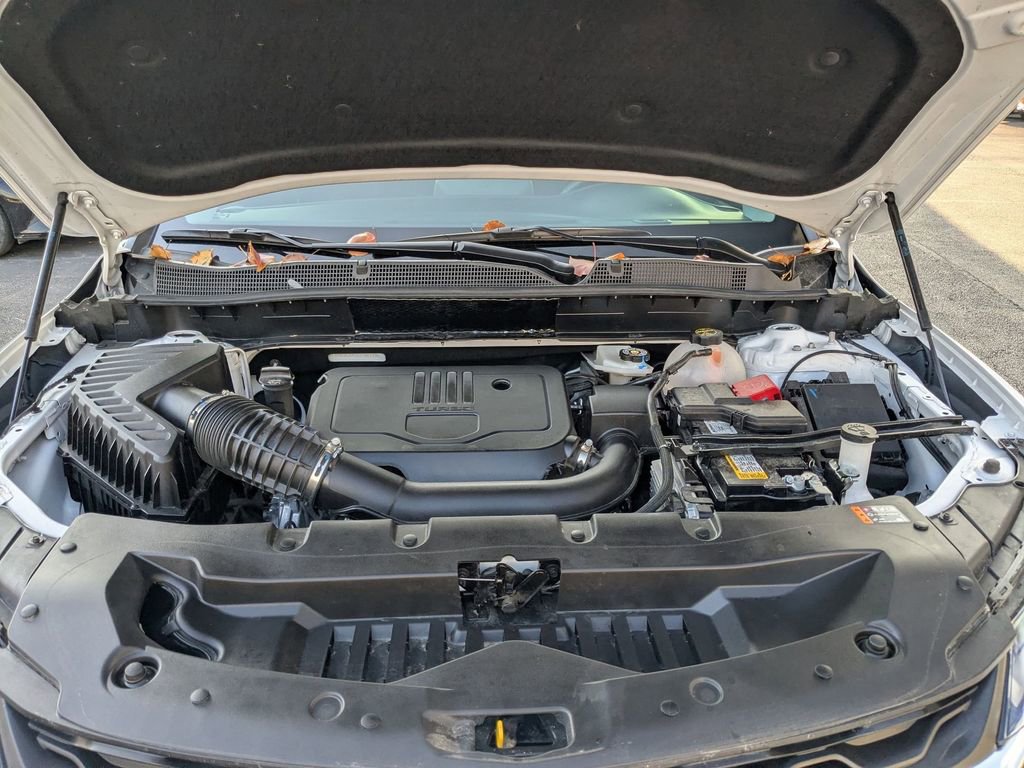 Used 2025 Chevrolet Blazer LT image 24