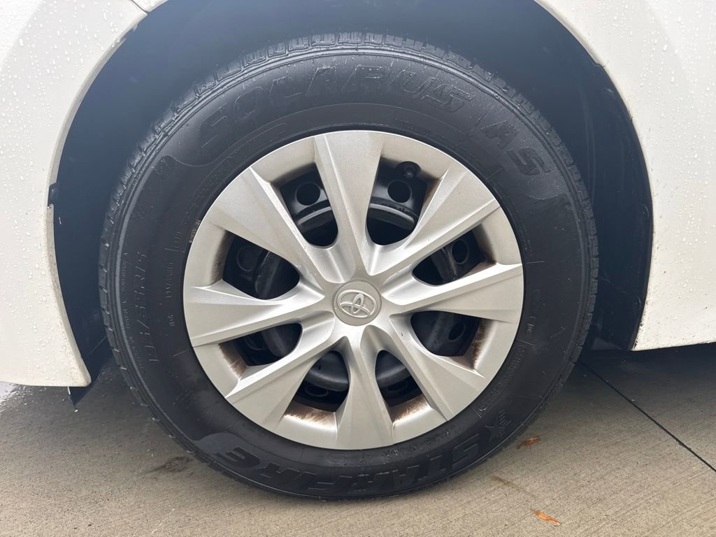 Used 2016 Toyota Corolla L image 11