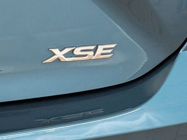 Used 2025 Toyota Camry XSE AWD/4WD image 9