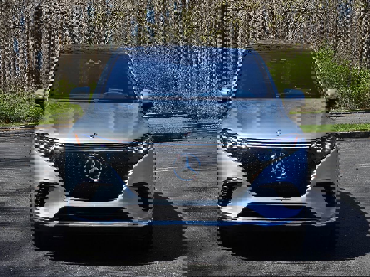 Used 2023 Mercedes-Benz EQS 450+ SUV image 8