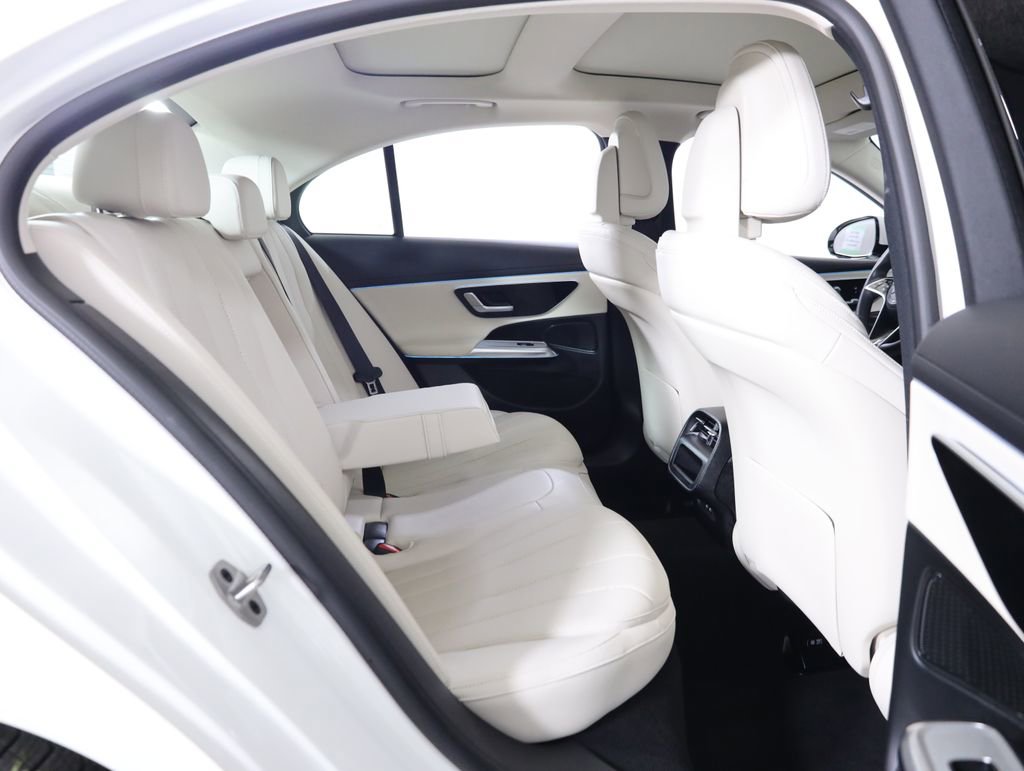 Certified 2025 Mercedes-Benz E 350 4MATIC Sedan image 45