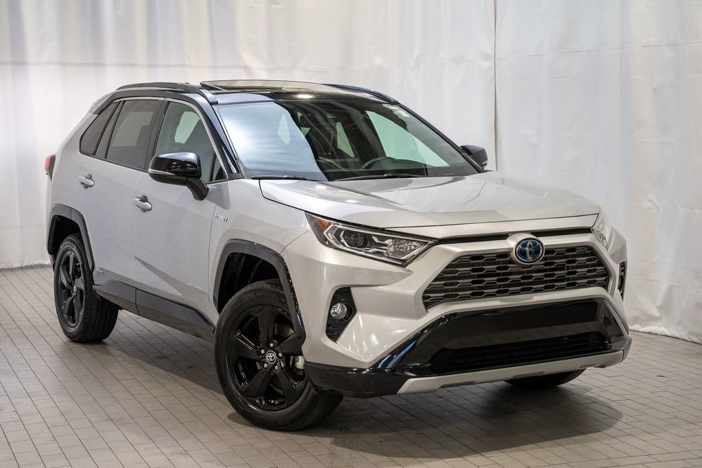 Used 2019 Toyota RAV4 XSE image 1