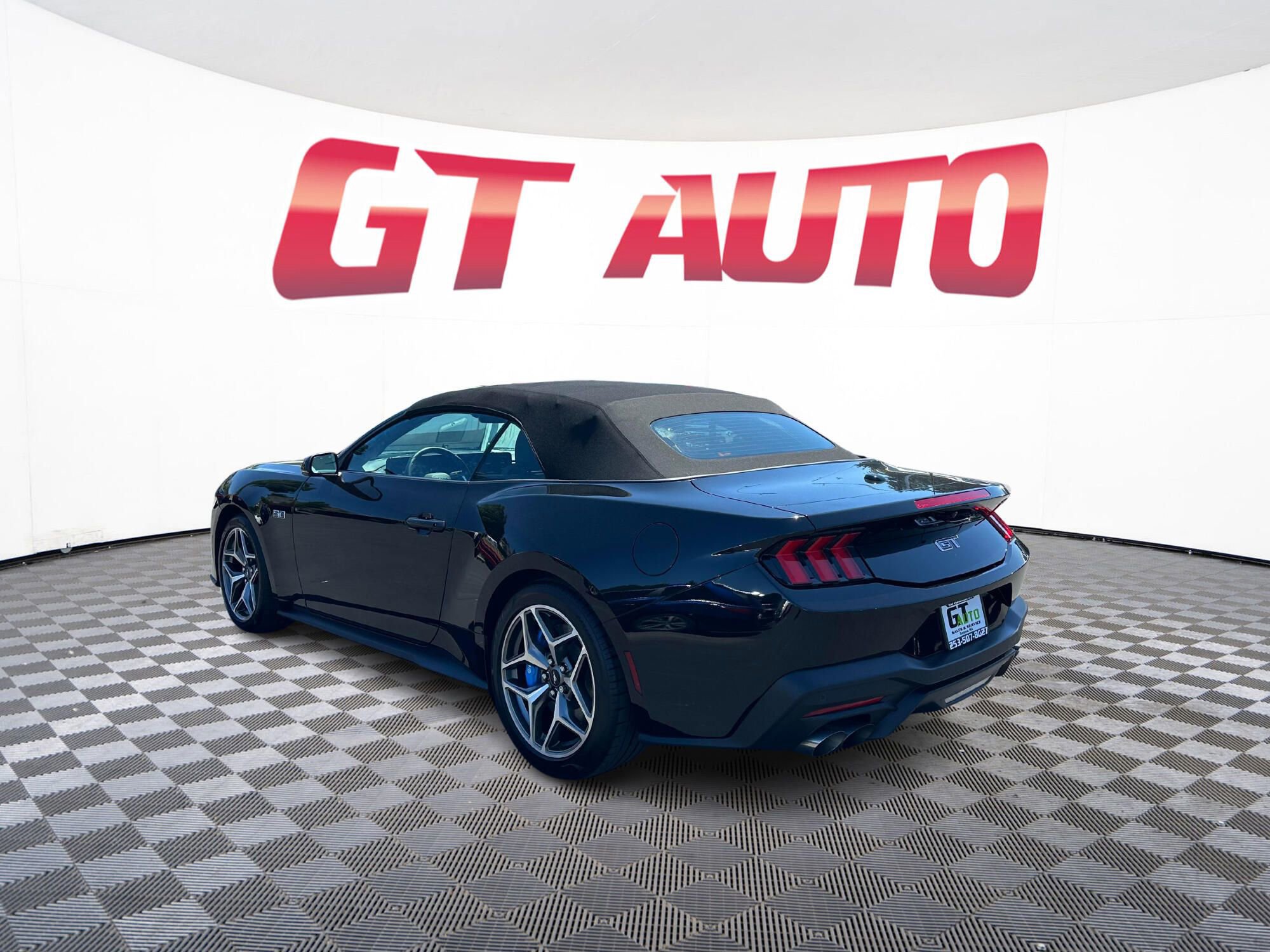 Used 2024 Ford Mustang GT Premium w/ GT Performance Package image 5