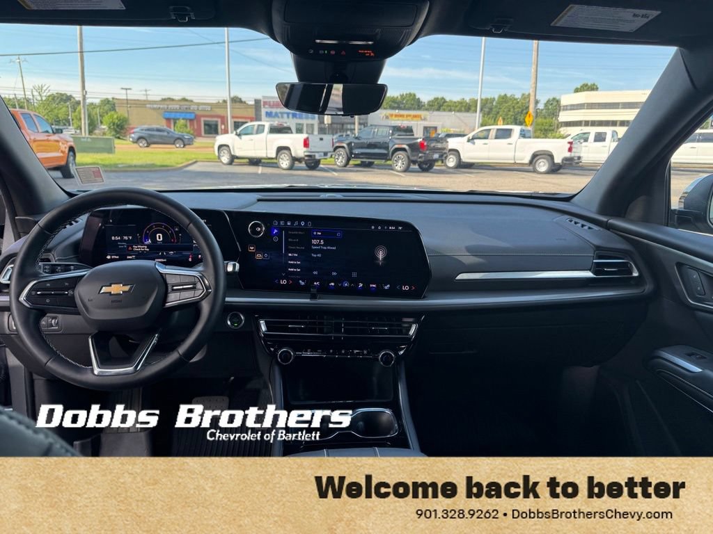 Used 2026 Chevrolet Traverse LT w/ Driver Confidence Package AWD/4WD image 13
