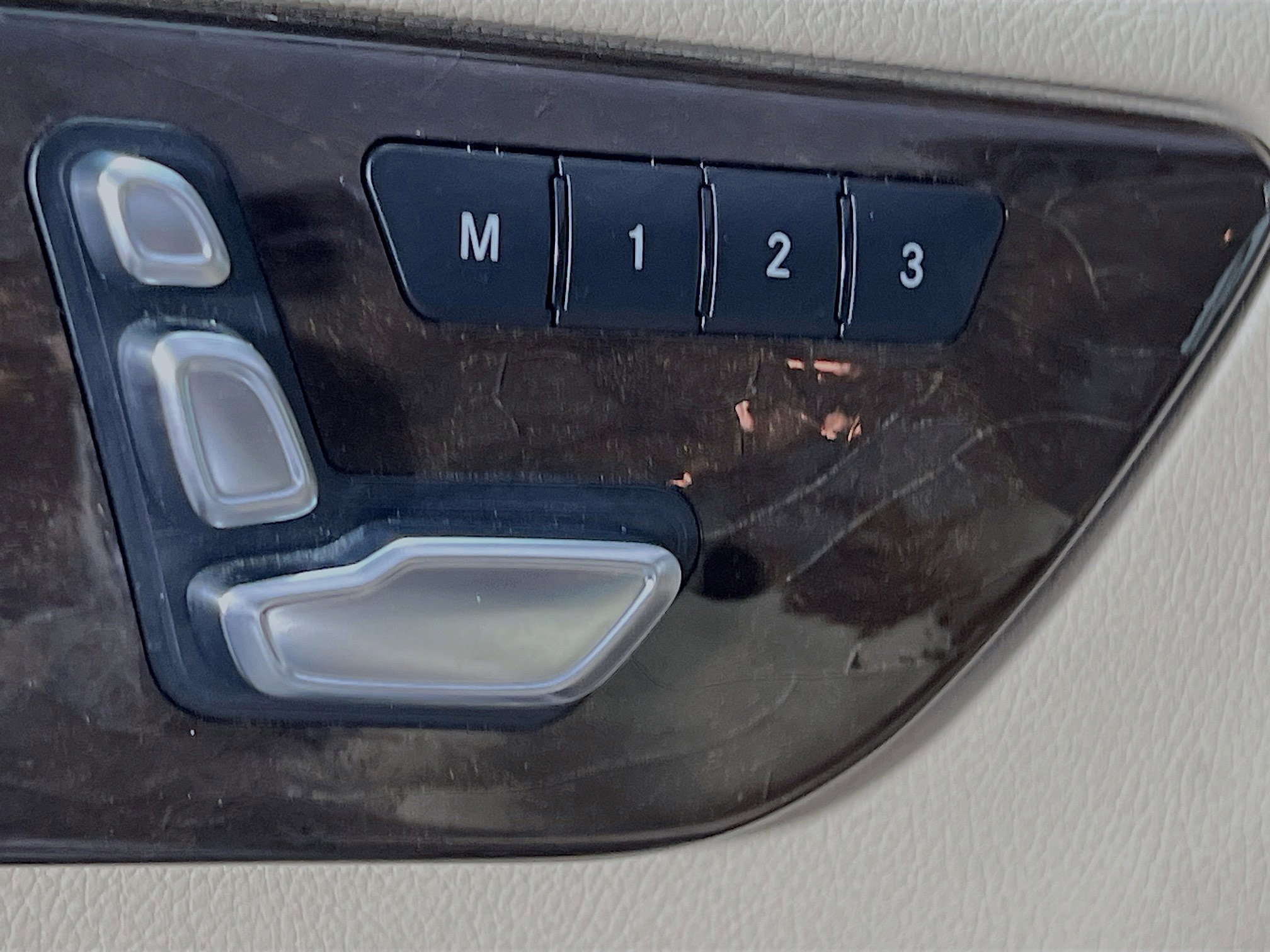 Used 2018 Mercedes-Benz GLE 350 image 16