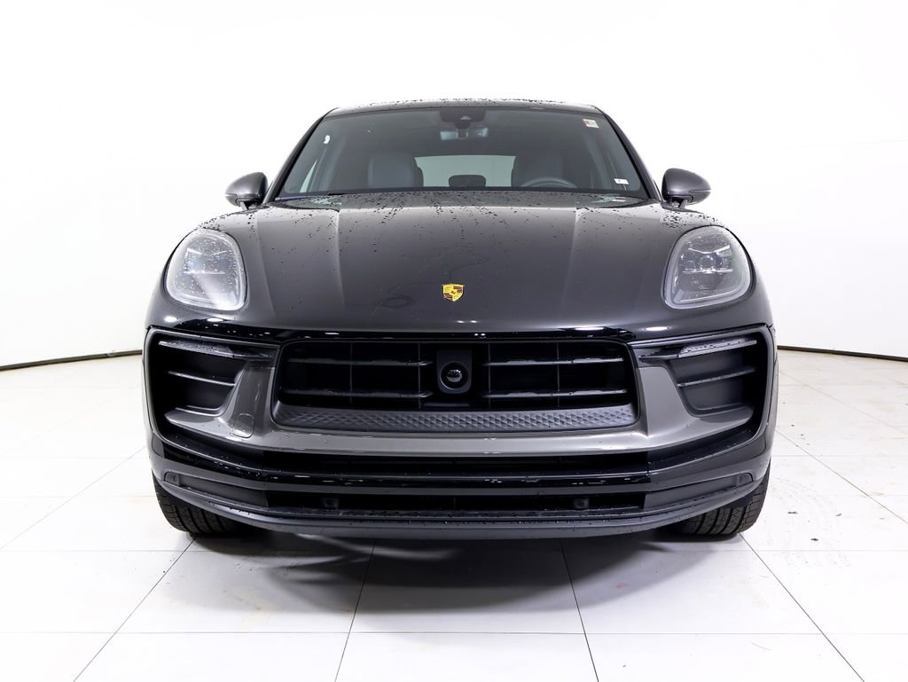 New 2026 Porsche Macan Turbo AWD/4WD image 31