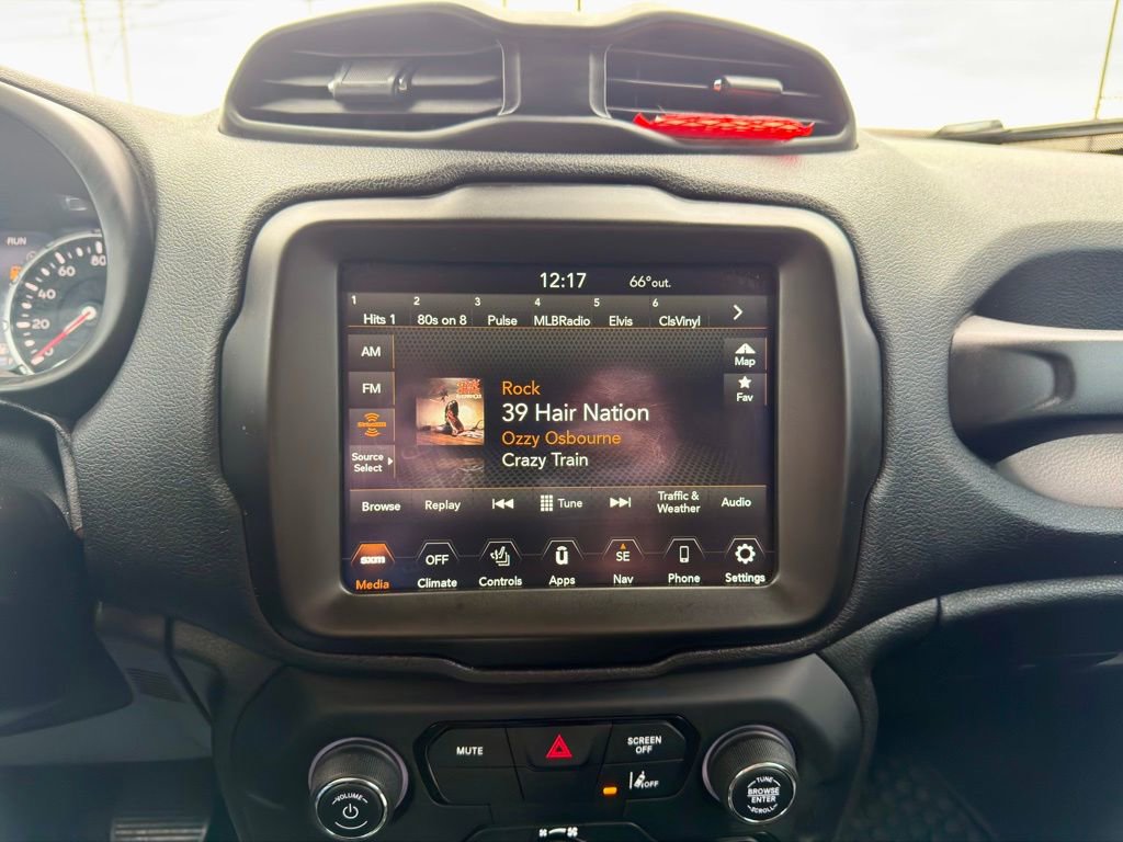 Used 2022 Jeep Renegade Limited image 23