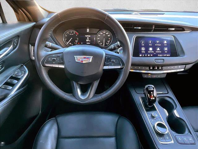 Used 2023 Cadillac XT4 Premium Luxury w/ Enhanced Visibility Package image 7