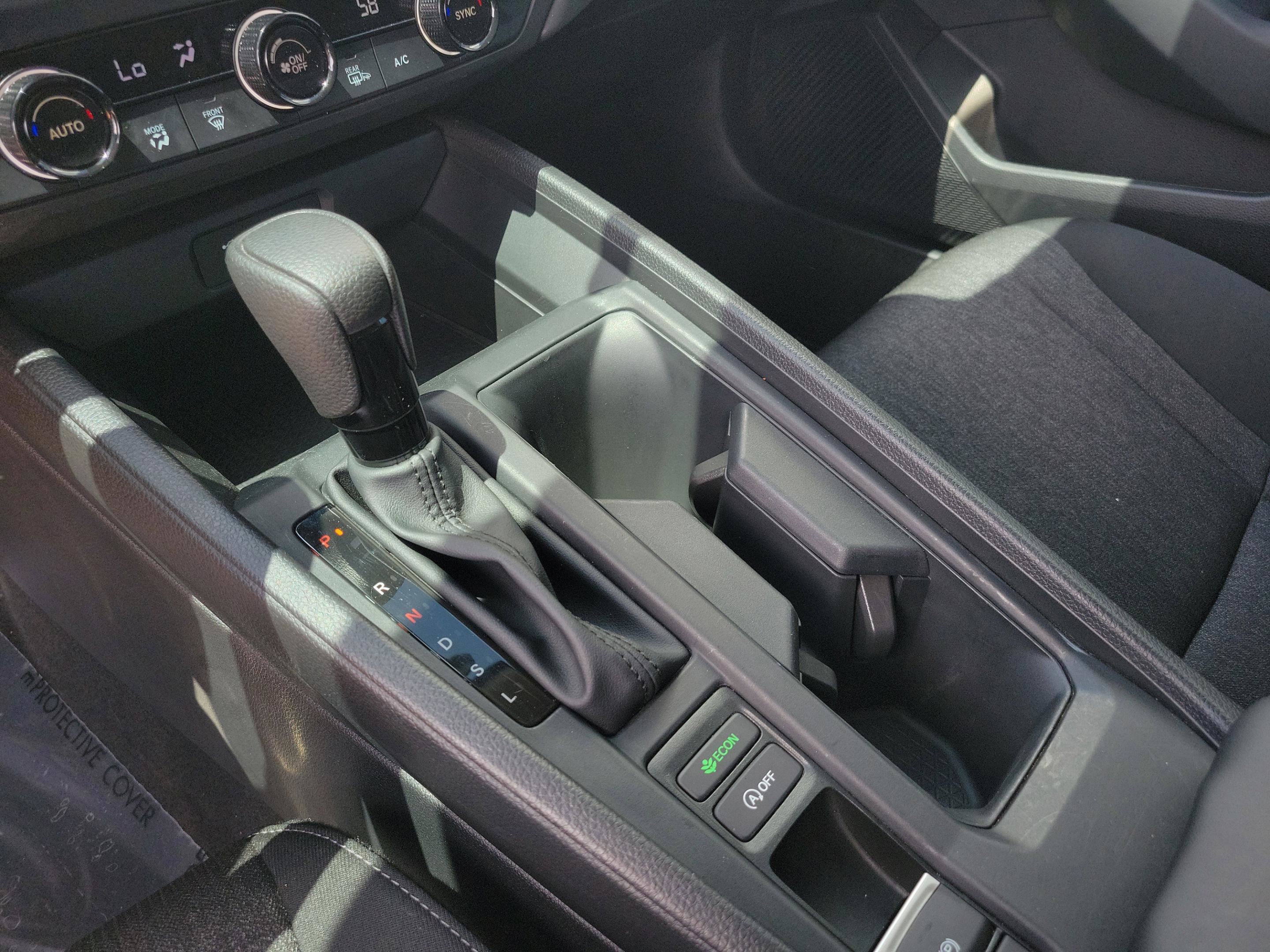Used 2025 Honda Accord SE image 19