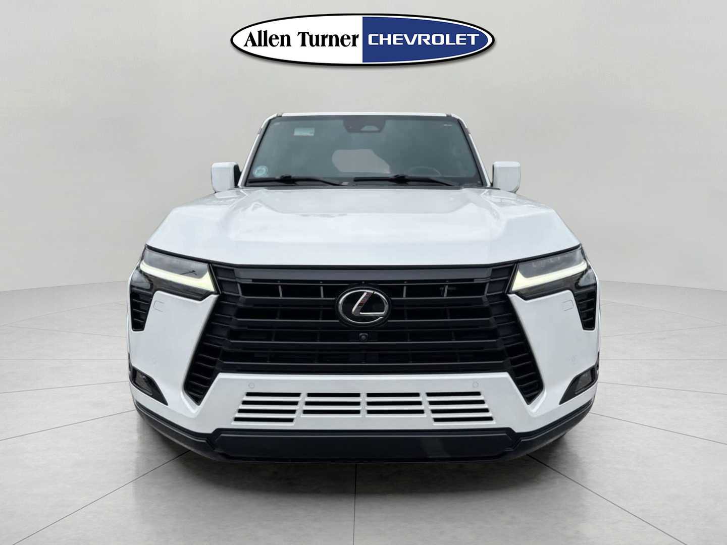 Used 2024 Lexus GX 550 w/ Cold Area Package image 2