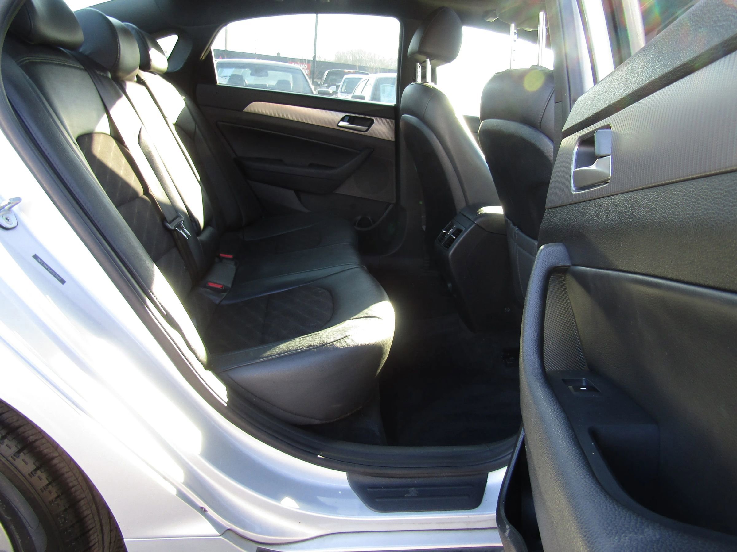 Used 2018 Hyundai Sonata Sport image 10