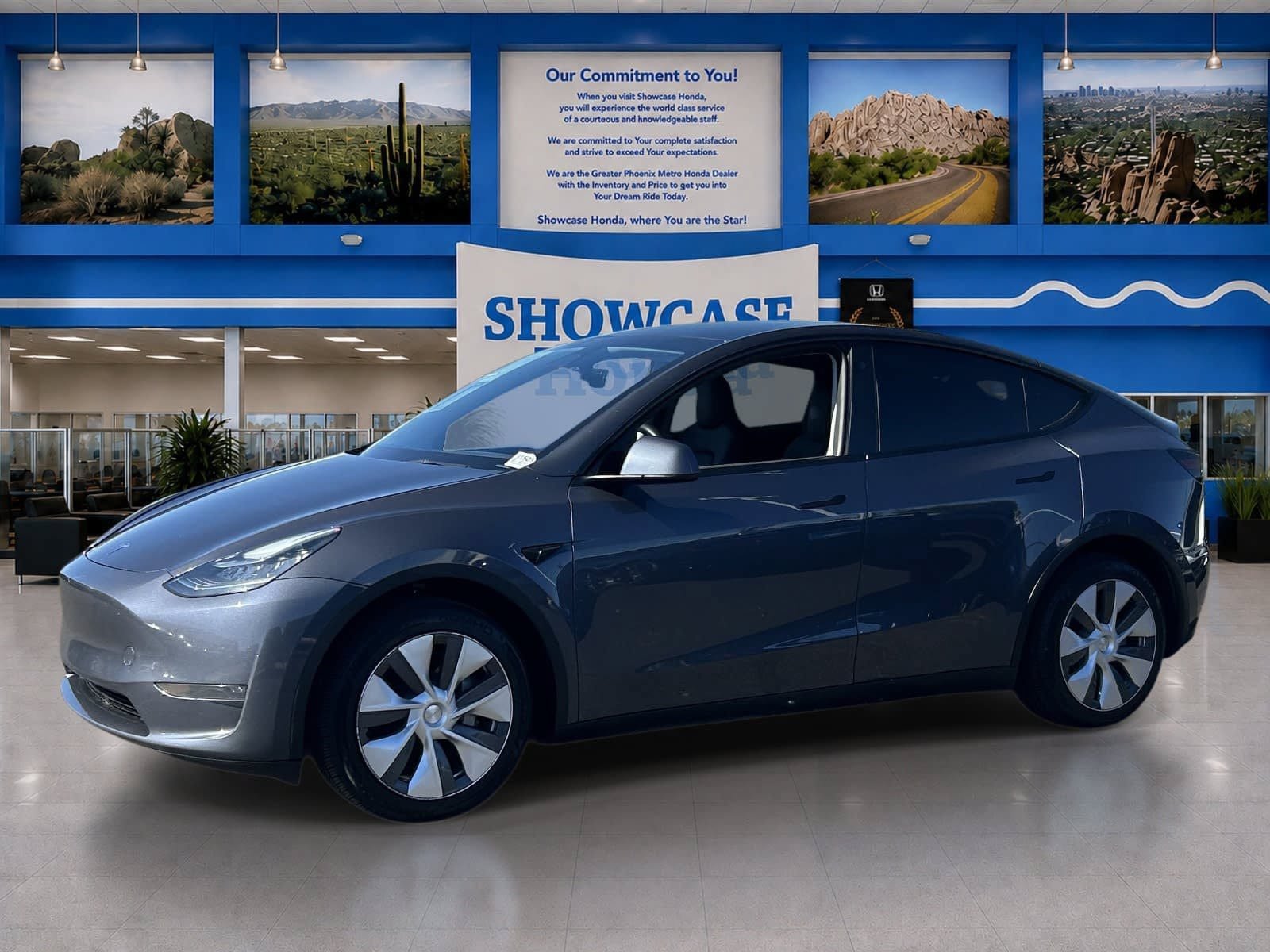 Used 2023 Tesla Model Y AWD image 2