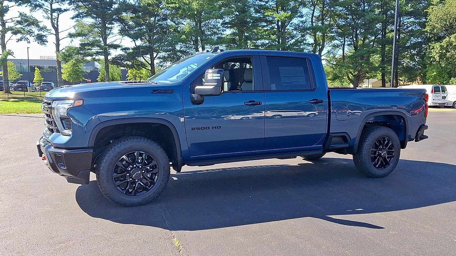 New 2026 Chevrolet Silverado 2500 LT w/ Trail Boss Package AWD/4WD image 7