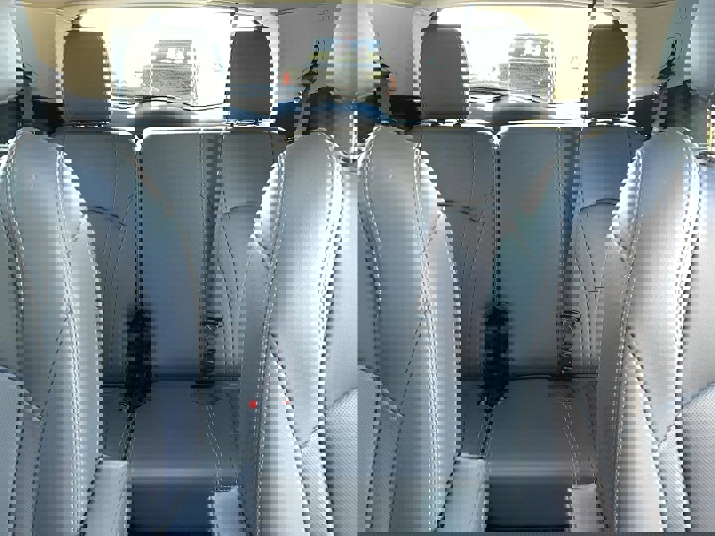 Used 2020 Buick Enclave Essence image 30