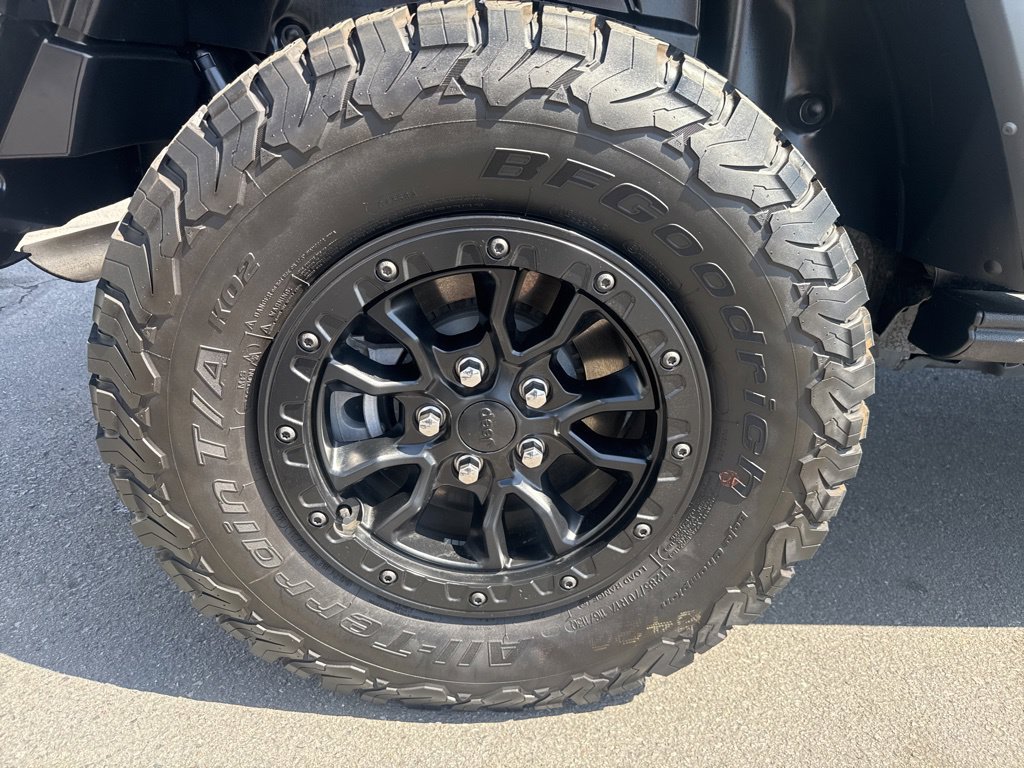 Used 2023 Jeep Wrangler Unlimited Rubicon 4xe AWD/4WD image 11