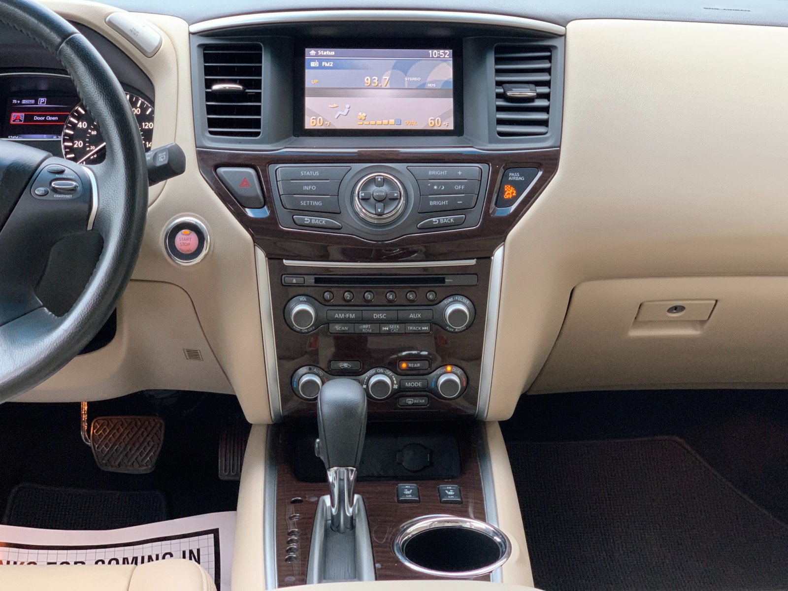 Used 2016 Nissan Pathfinder SL AWD/4WD image 34