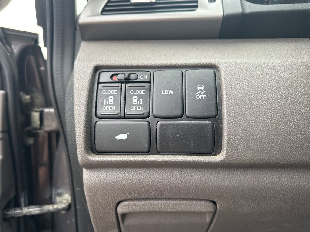 Used 2016 Honda Odyssey EX-L image 19