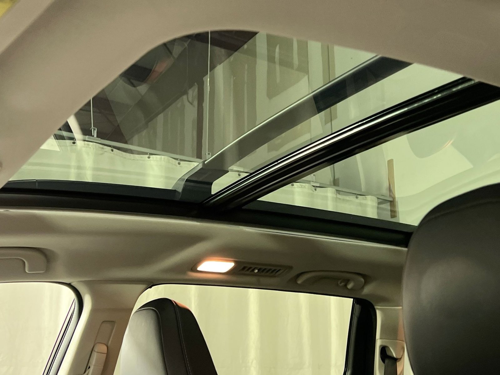 Used 2023 Subaru Ascent Limited w/ Technology Package image 26