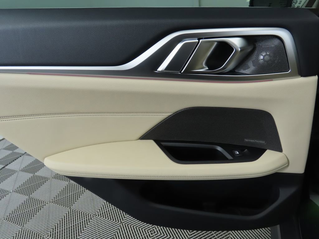 Used 2023 BMW i4 eDrive35 image 27