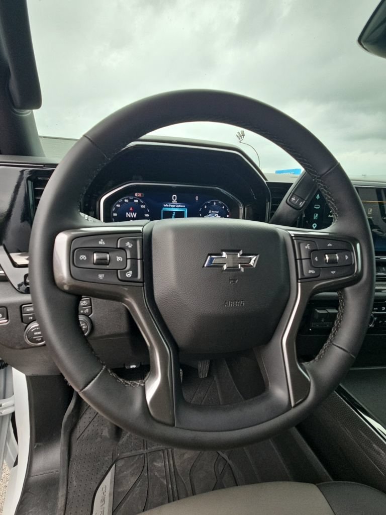 Used 2026 Chevrolet Silverado 2500 ZR2 AWD/4WD image 14