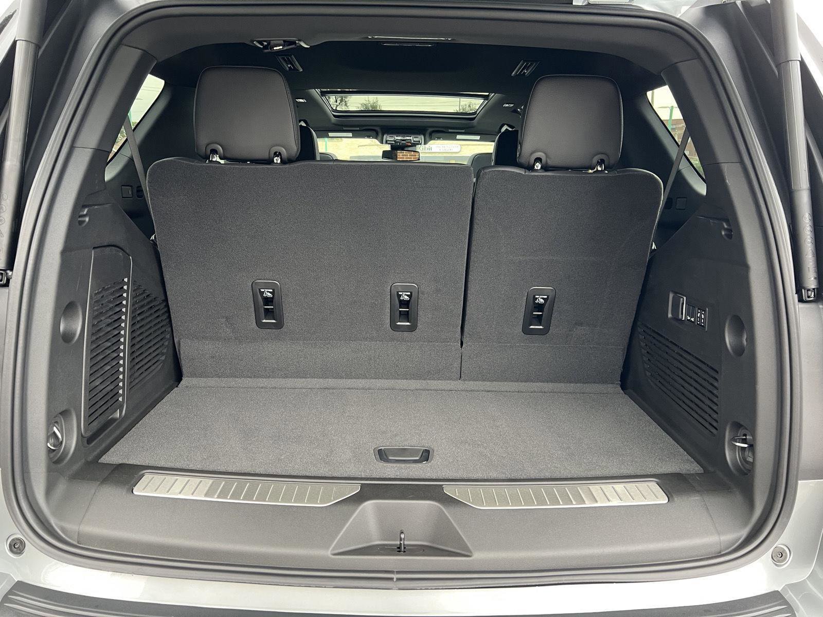 New 2026 GMC Yukon Denali w/ Sun & Power Step Package image 47