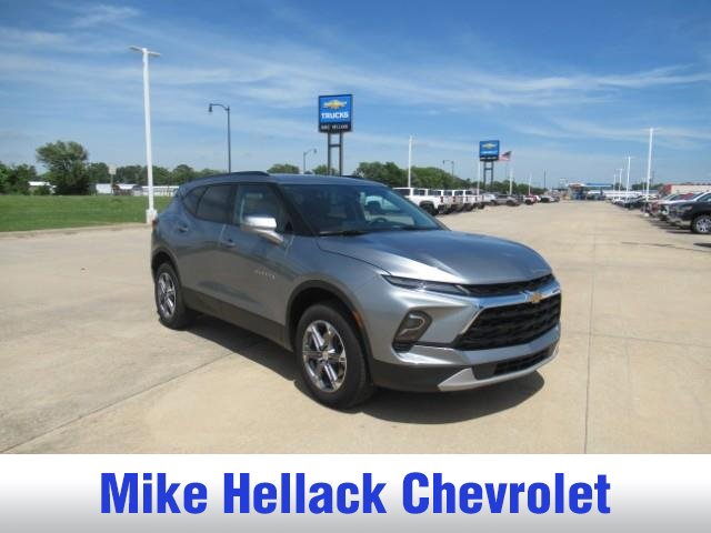 Used 2024 Chevrolet Blazer LT FWD image 1