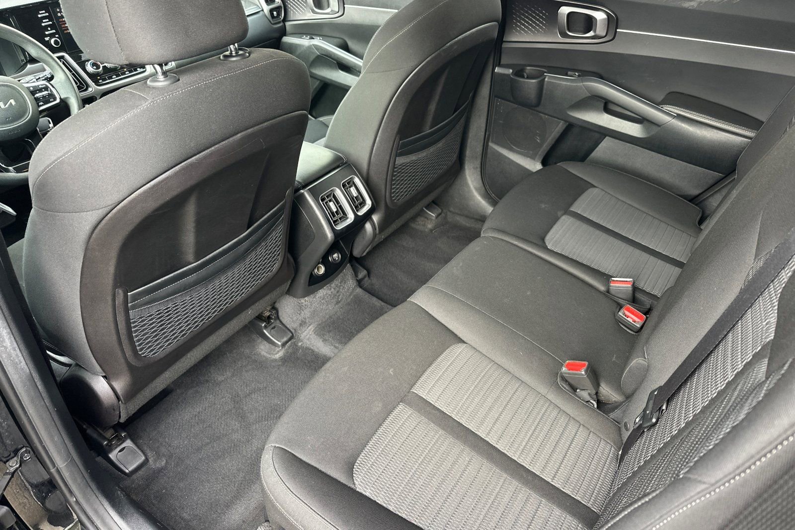 Used 2022 Kia Sorento LX image 13