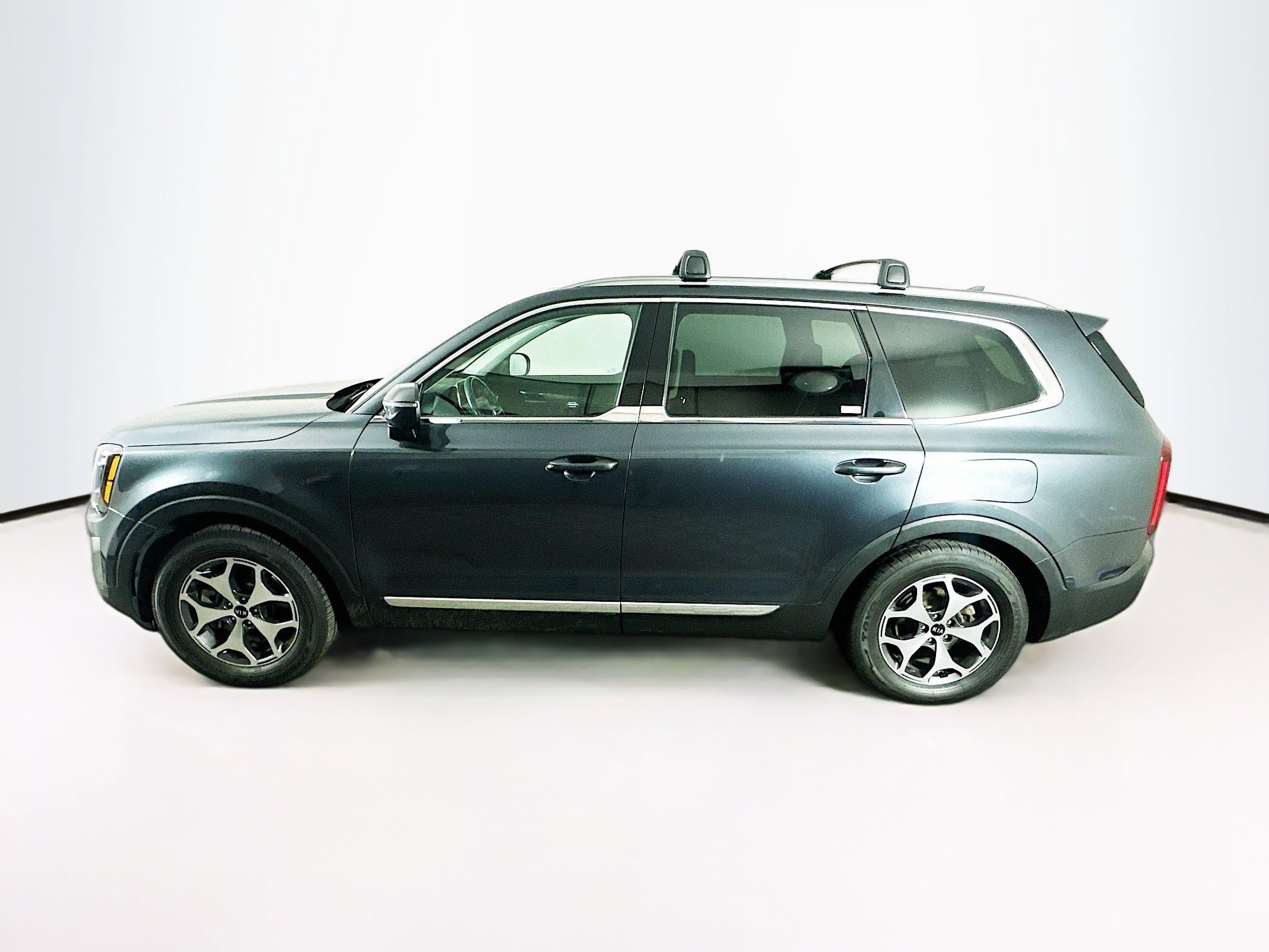 Used 2020 Kia Telluride EX w/ Towing Package AWD/4WD image 4