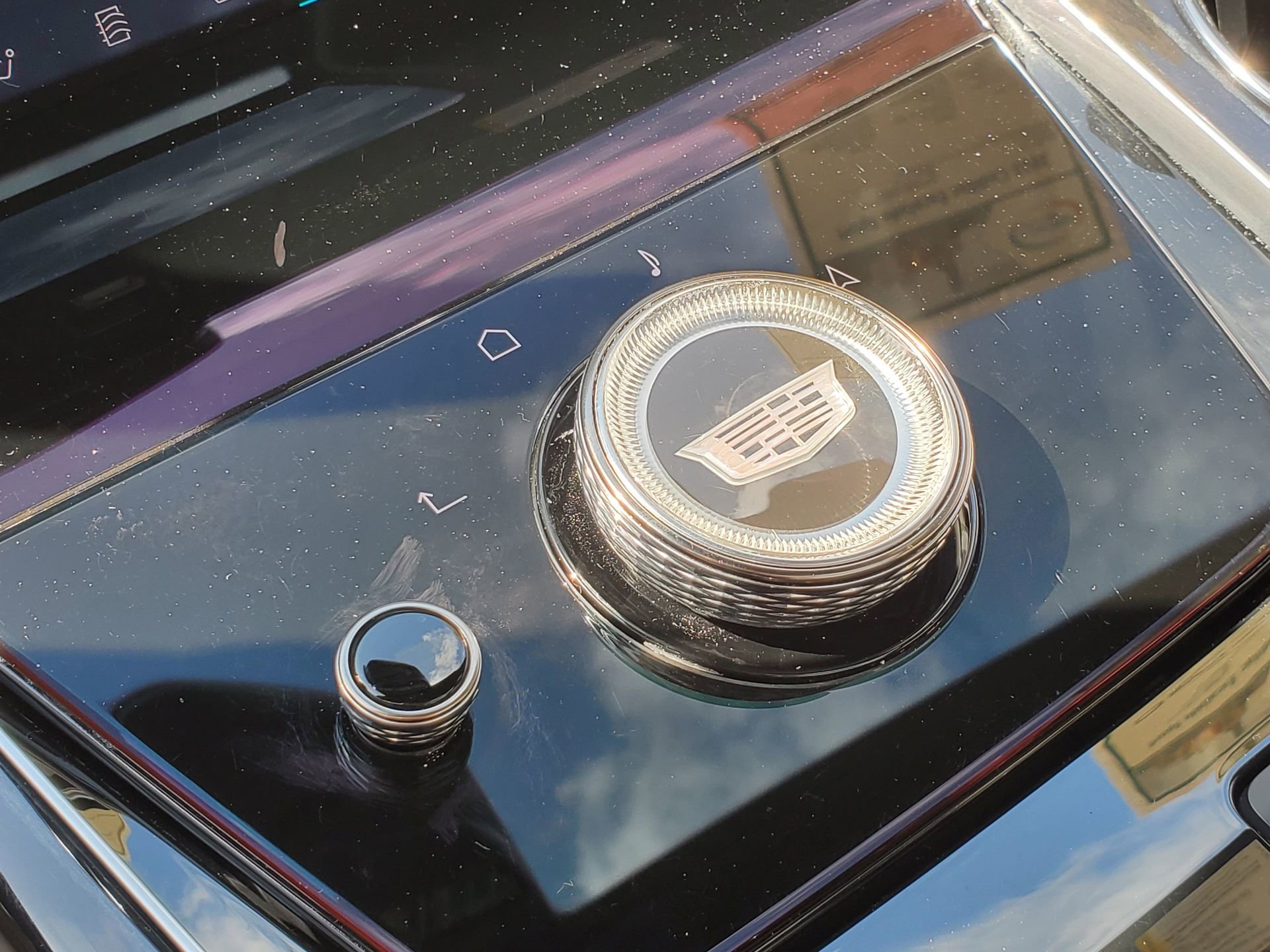 Used 2025 Cadillac Escalade Sport w/ Touring Package image 33