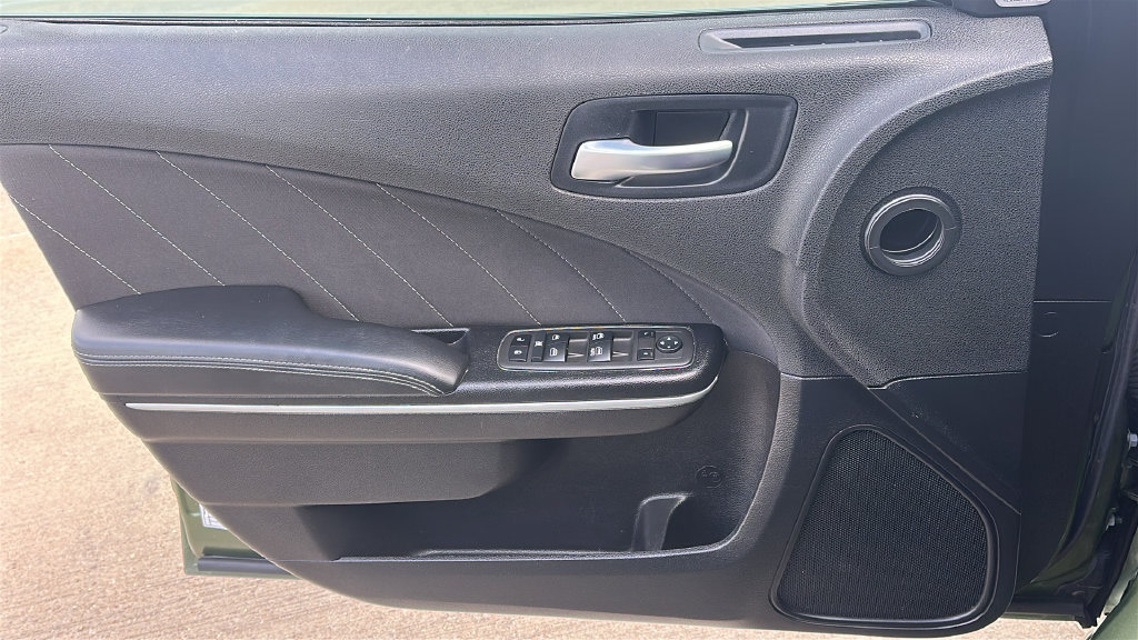 Used 2022 Dodge Charger R/T RWD image 19