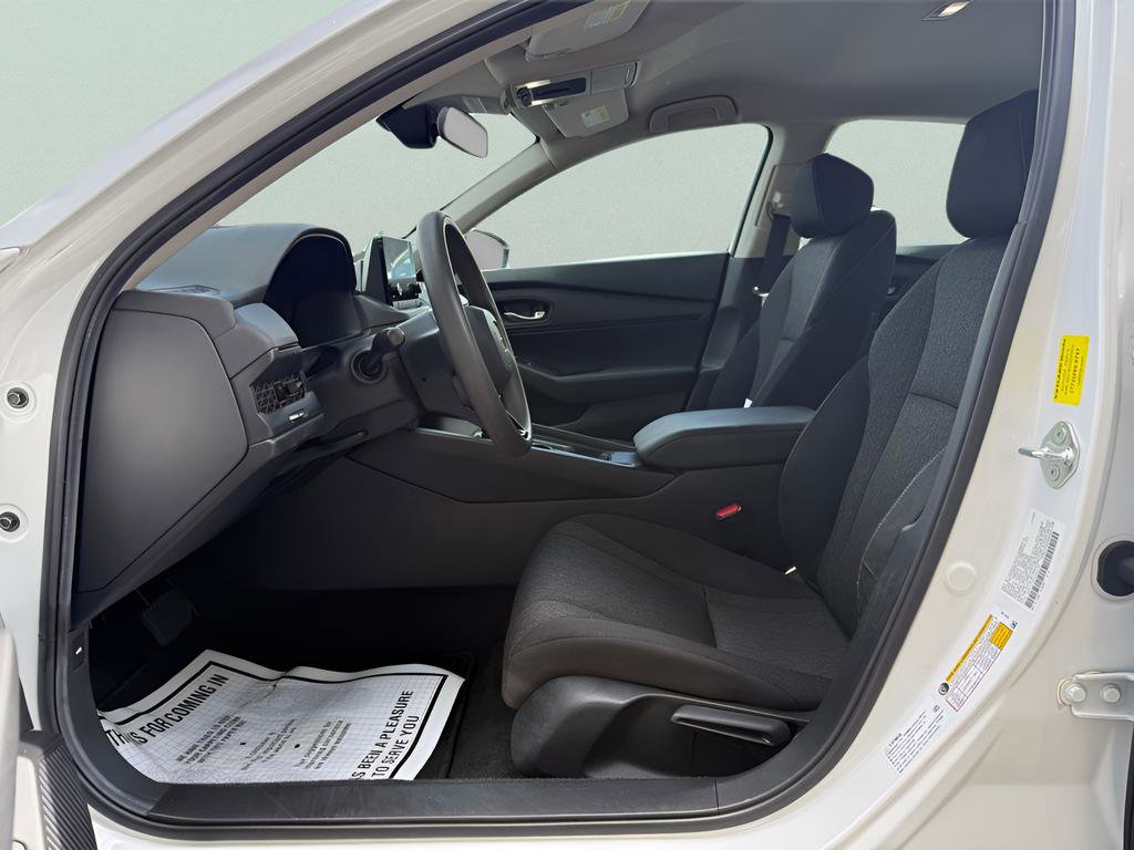 Certified 2024 Honda Accord LX image 9