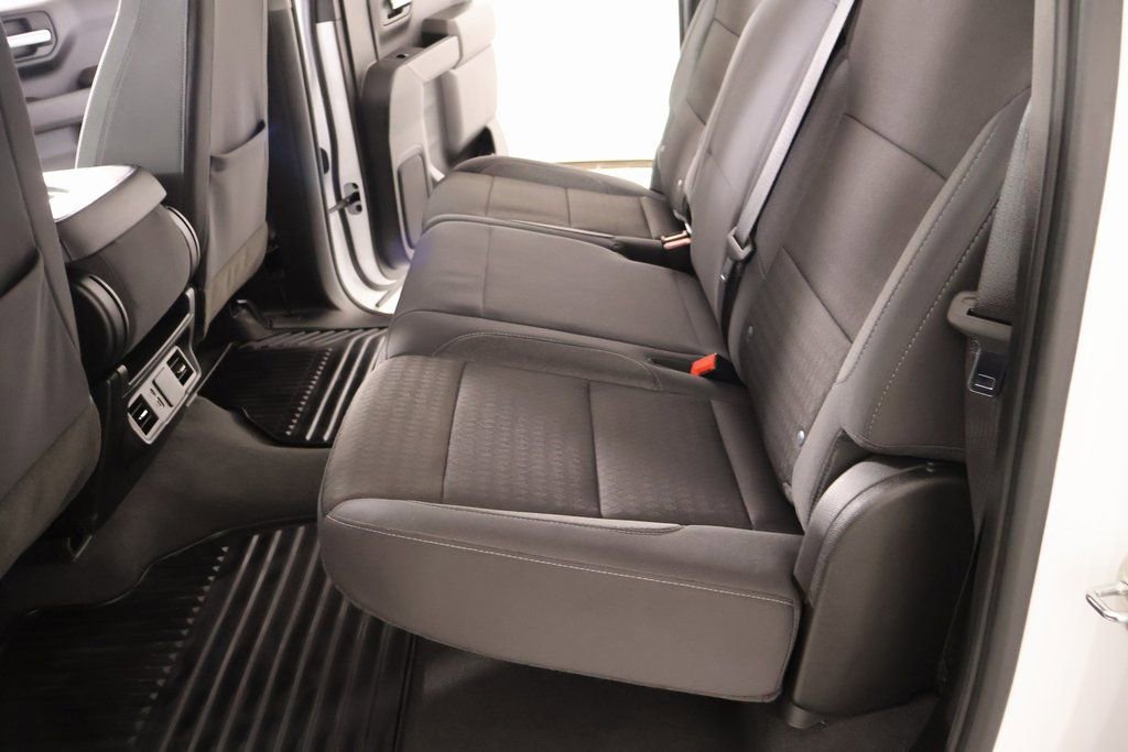 Used 2024 Chevrolet Silverado 1500 Custom image 11