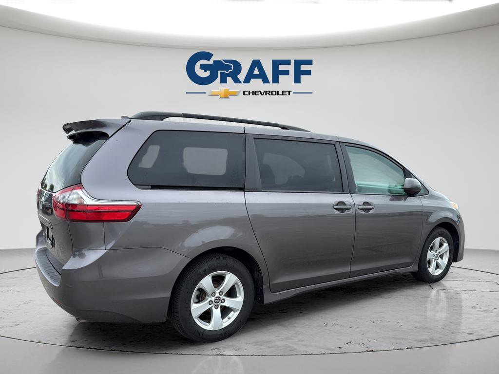 Used 2020 Toyota Sienna LE FWD image 8