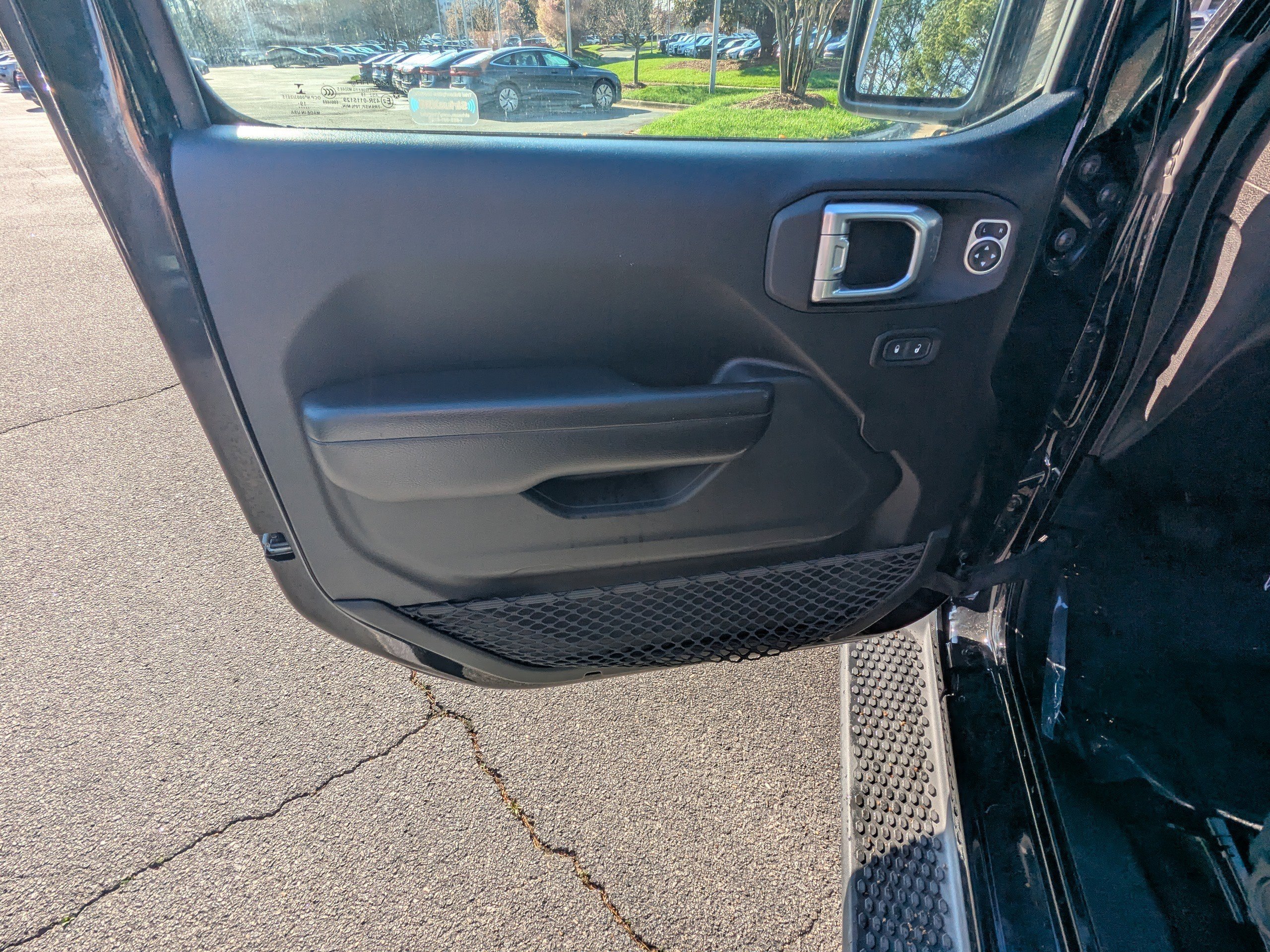 Used 2020 Jeep Wrangler Unlimited Sport S image 19