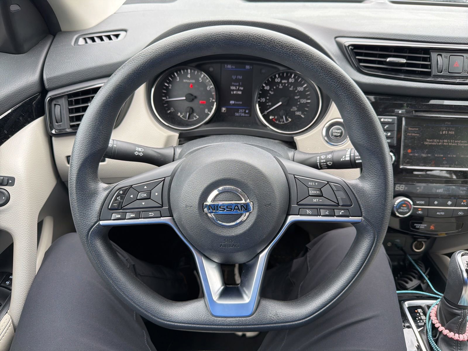 Used 2020 Nissan Rogue Sport SV FWD image 13
