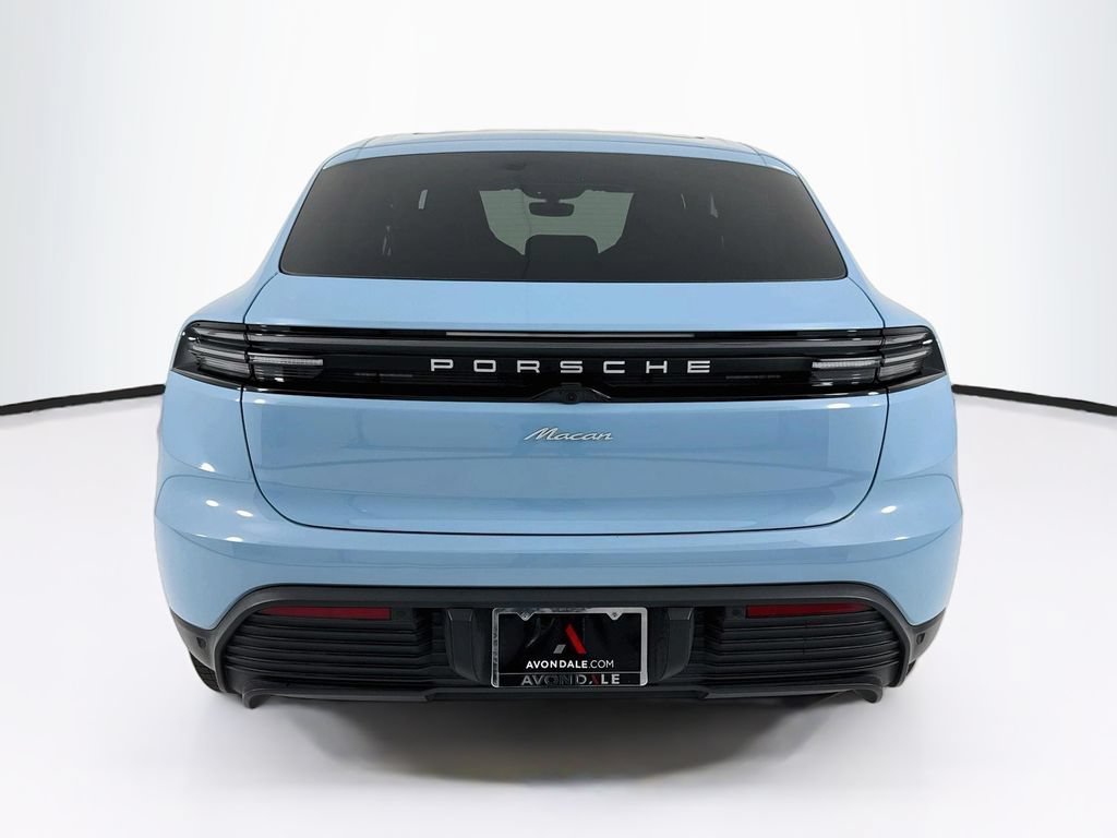 Certified 2025 Porsche Macan Electric RWD image 10