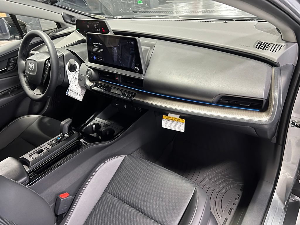 New 2027 Toyota Prius Limited AWD/4WD image 20
