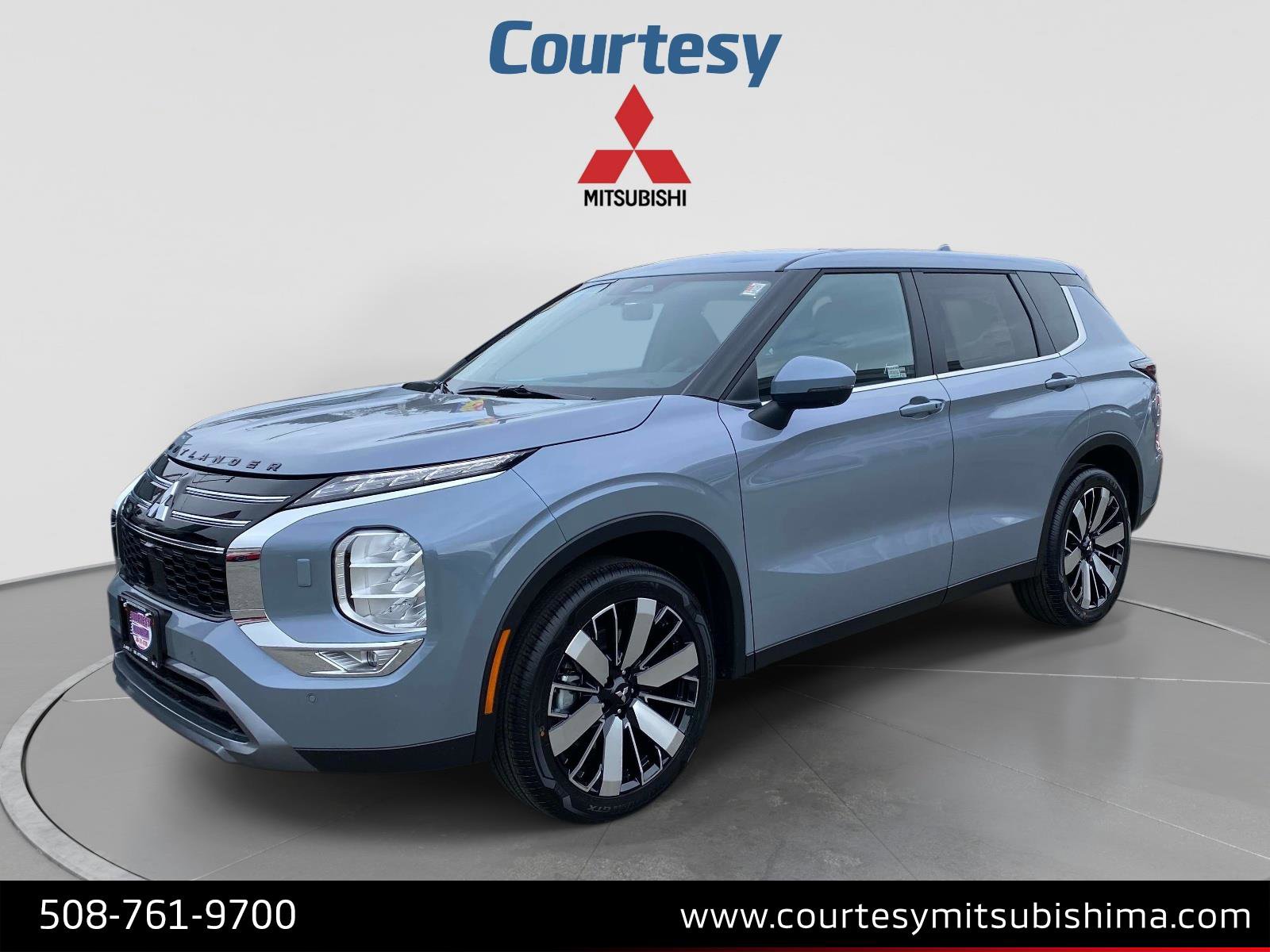 New 2026 Mitsubishi Outlander SE AWD/4WD image 1