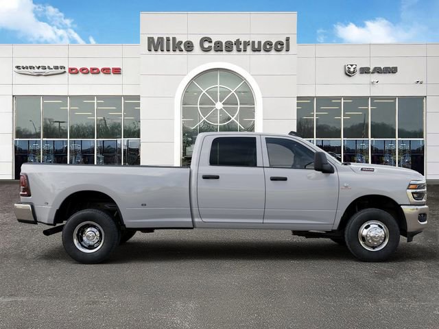 New 2026 RAM 3500 Tradesman w/ Chrome Appearance Group A AWD/4WD image 21