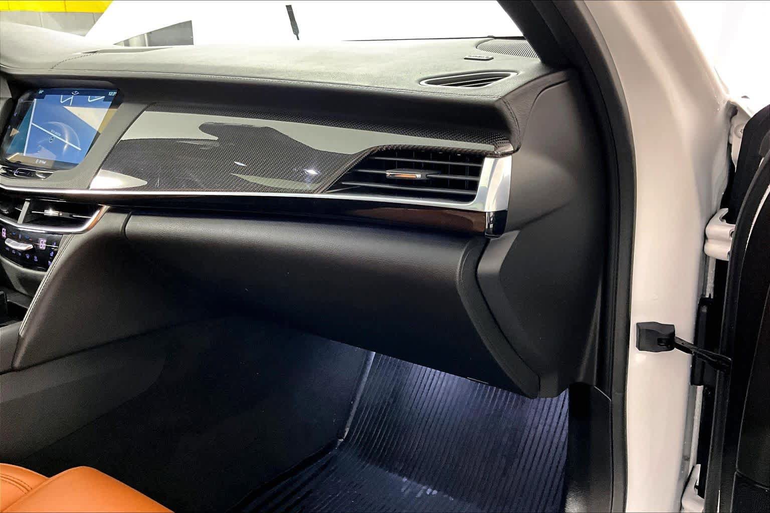 Used 2018 Cadillac CT6 Premium Luxury w/ Super Cruise Package AWD/4WD image 17