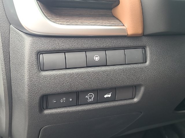 New 2026 Nissan Rogue Platinum AWD/4WD image 15