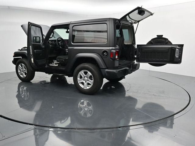 Used 2023 Jeep Wrangler Sport AWD/4WD image 45
