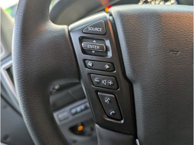 Certified 2025 Nissan Frontier SV image 17