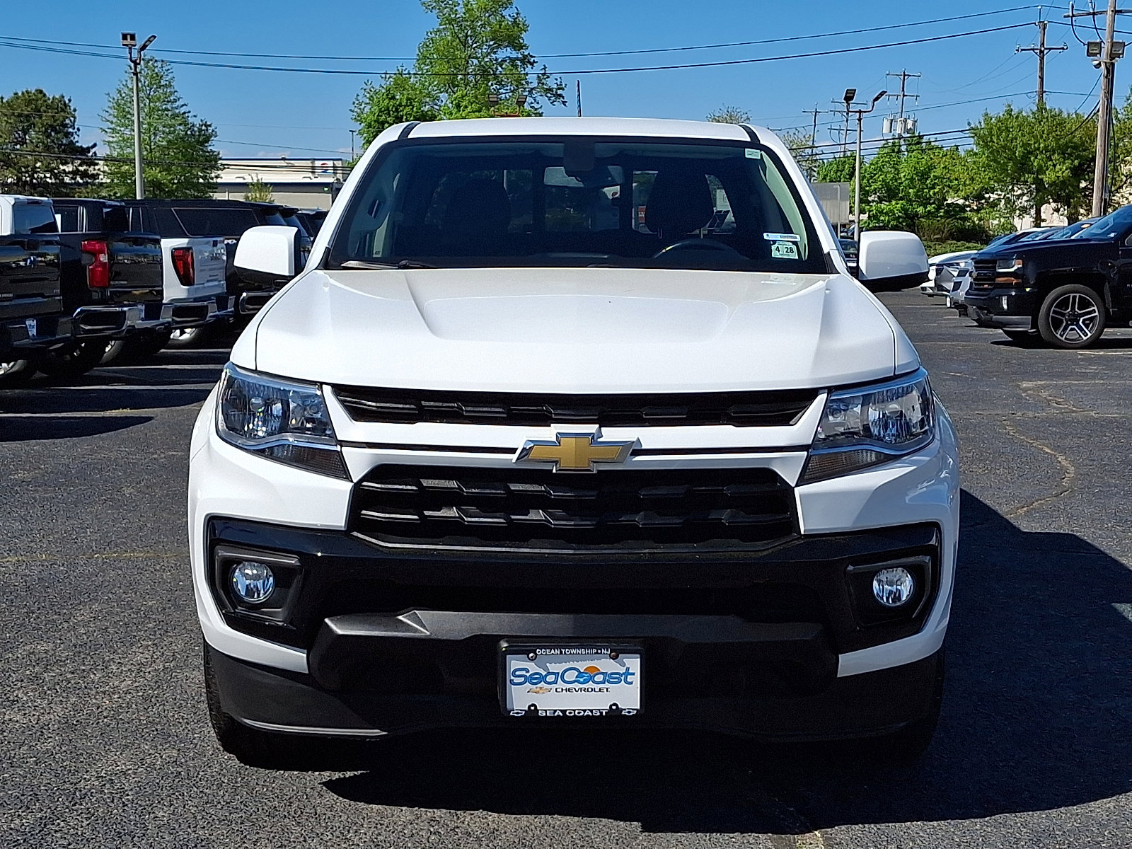 Used 2024 Chevrolet Equinox LT FWD image 2