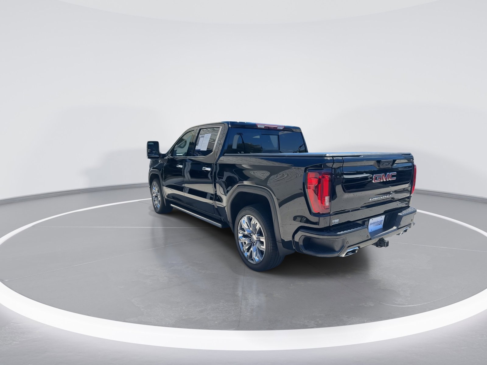 Used 2024 GMC Sierra 1500 Denali w/ Denali Reserve Package image 7