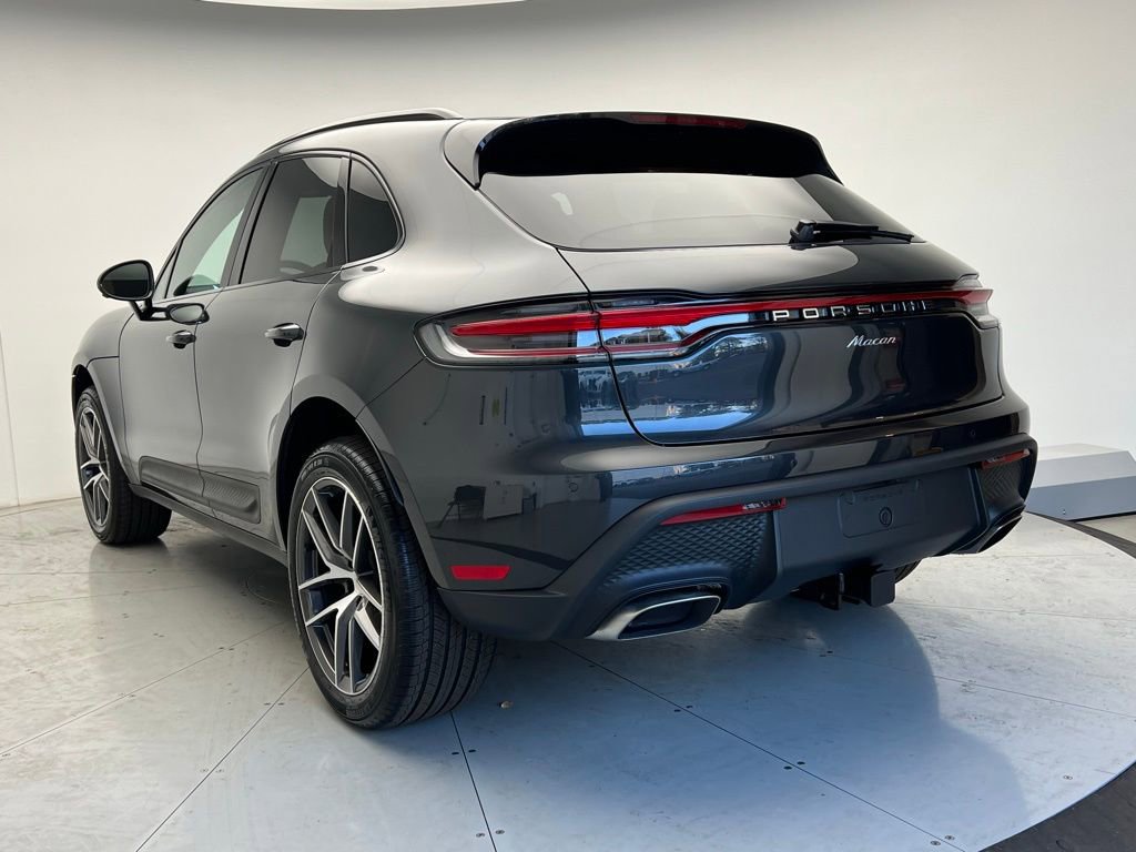 Used 2026 Porsche Macan AWD/4WD image 3