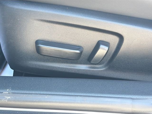 Used 2023 Lexus IS 300 w/ Comfort Package image 23